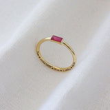 Anel Baguete Memórias Lili Personalizado Ouro 18K