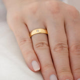 Aliança Personalizada Ouro 18K Anatômica | 5mm Abaulada 1 Brilhante - Montezza Joias