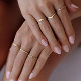 Anel Delicado Estrela Ouro 18K