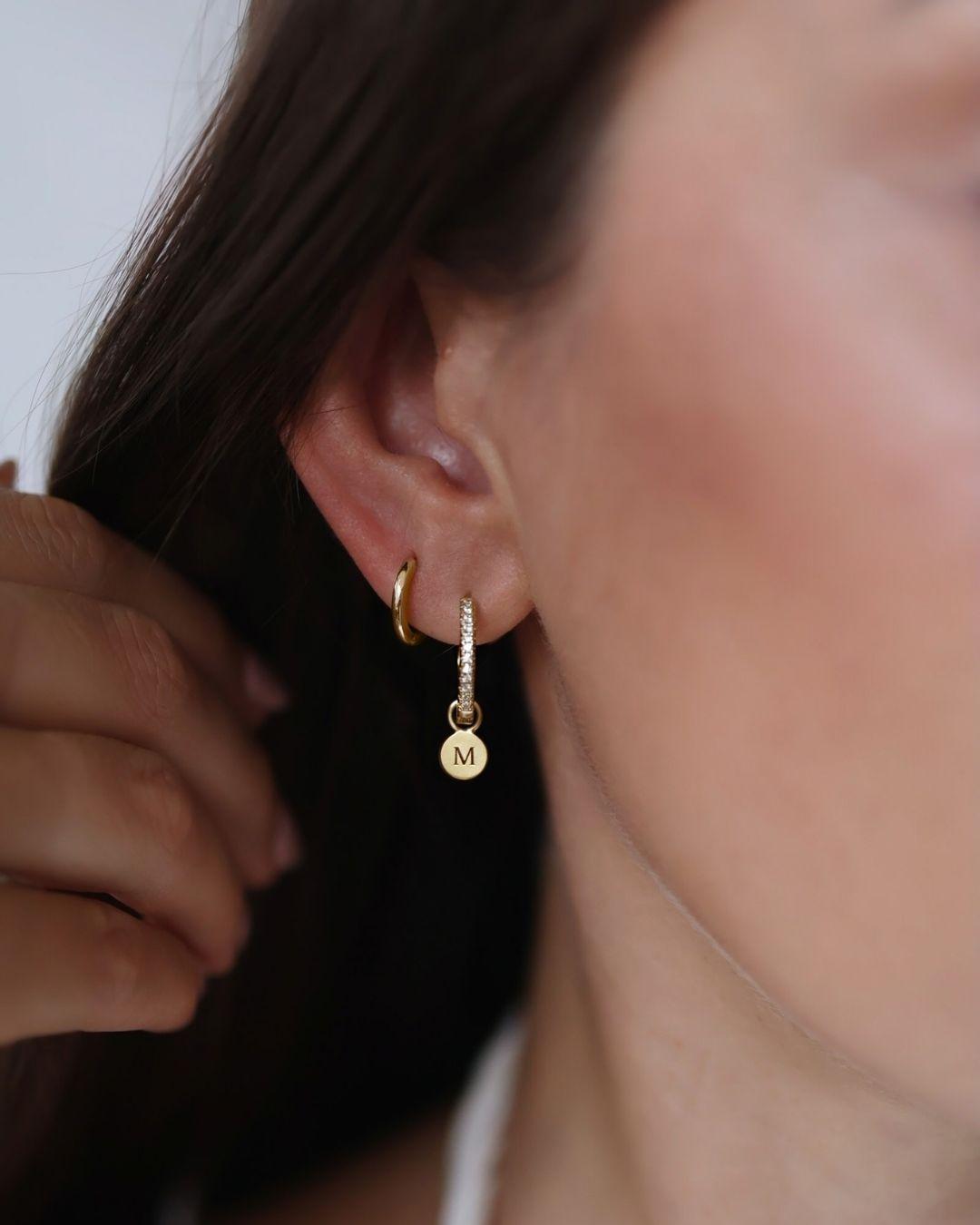 Brinco Argola Cravejada Redonda Ouro 18K