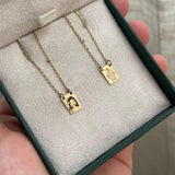 Escapulário Mini Personalizado Ouro 18K