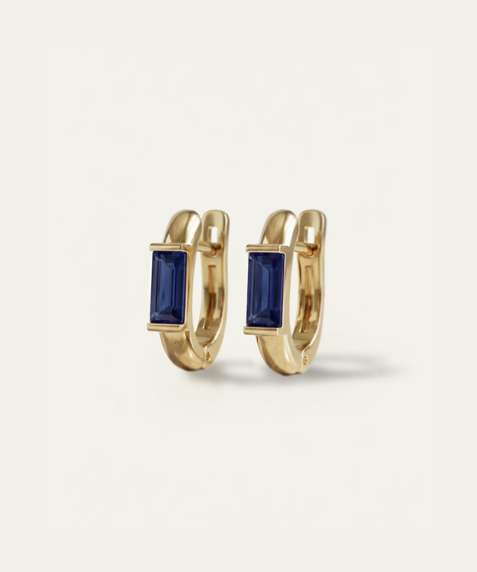 Brinco Argola Cravejada Baguete Lili Ouro 18K