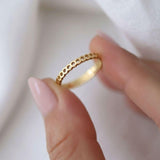 Anel Delicado Poá Ouro 18K