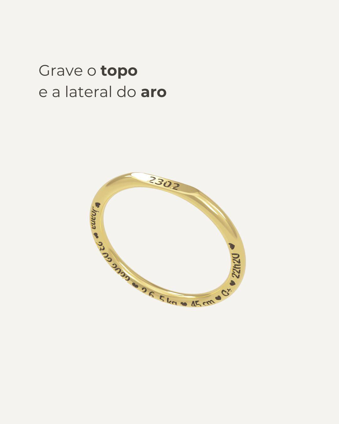 Anel Memórias Topo Reto Personalizado Ouro 18K (NEW)