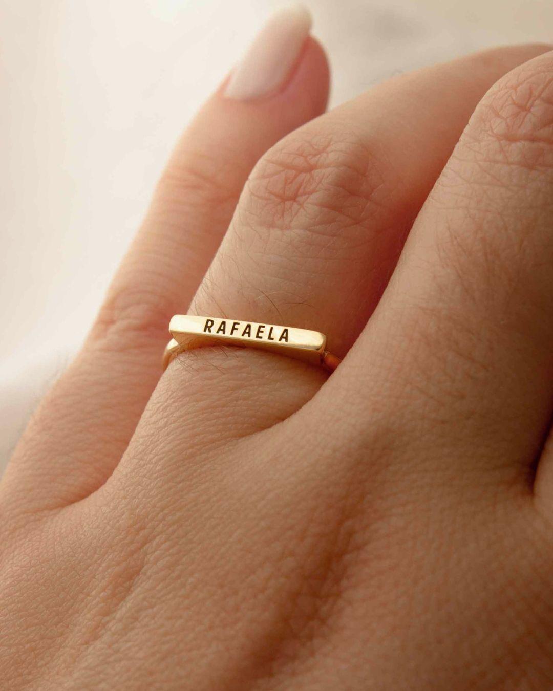 Anel Nome Personalizado Ouro 18K