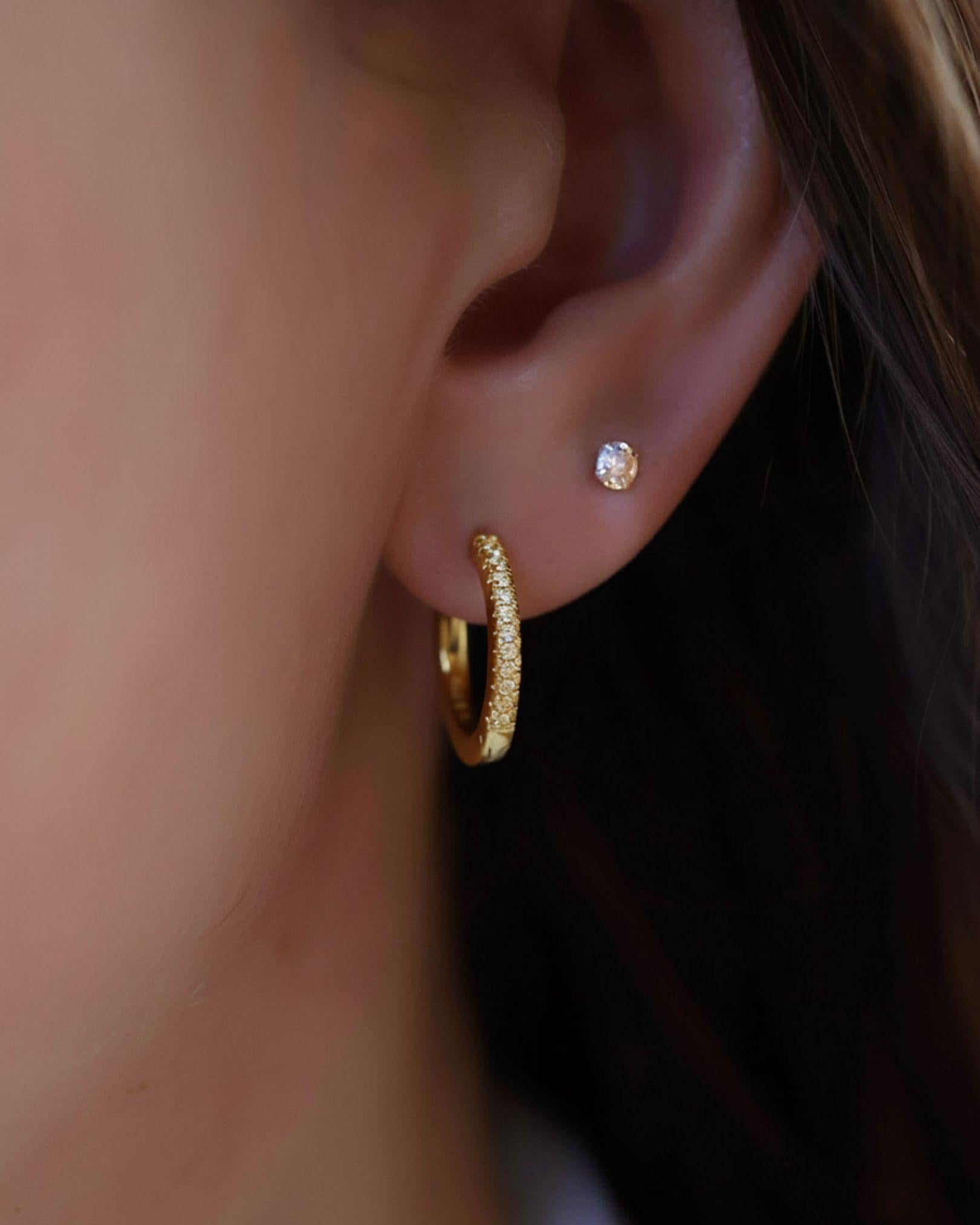Brinco Argola Cravejada Redonda Ouro 18K