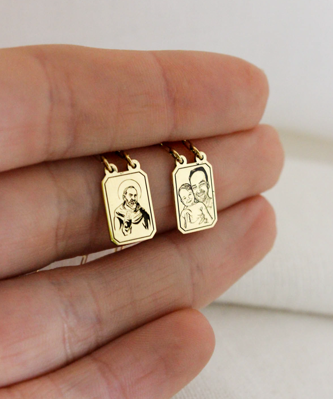 Escapulário Desquinado Personalizado Ouro 18K