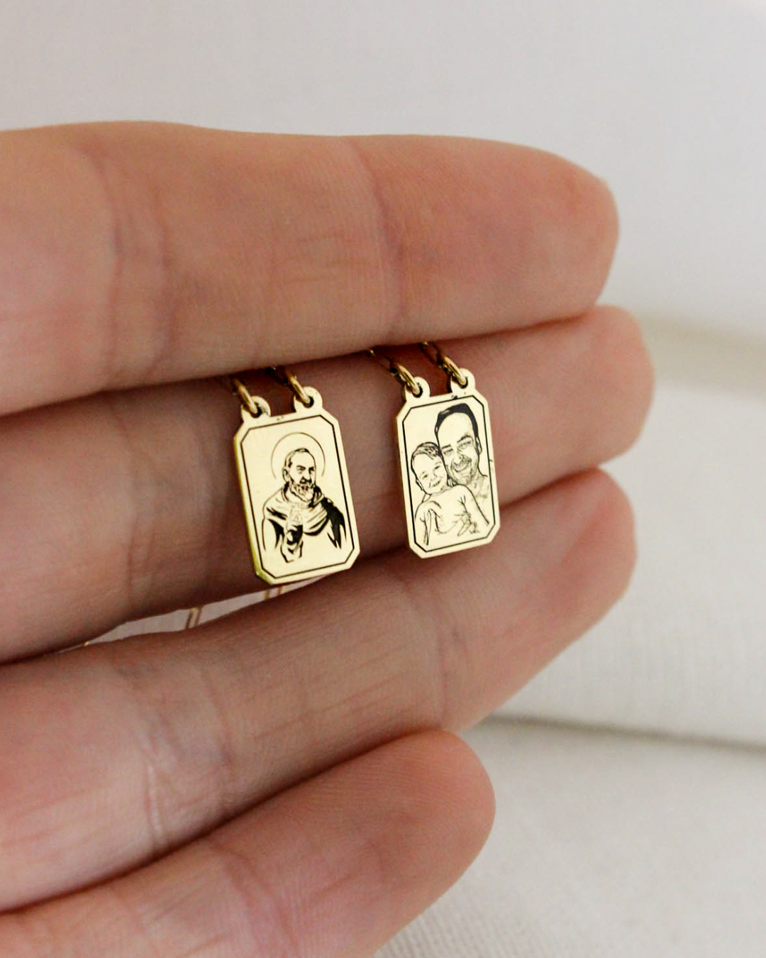 Escapulário Desquinado Personalizado Ouro 18K