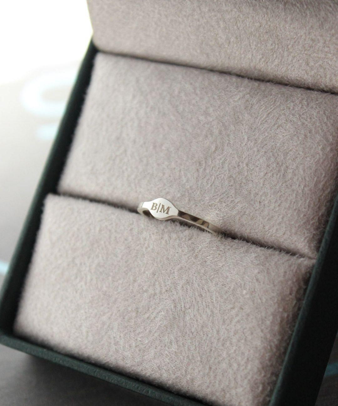 Anel Monograma Personalizado Prata 950