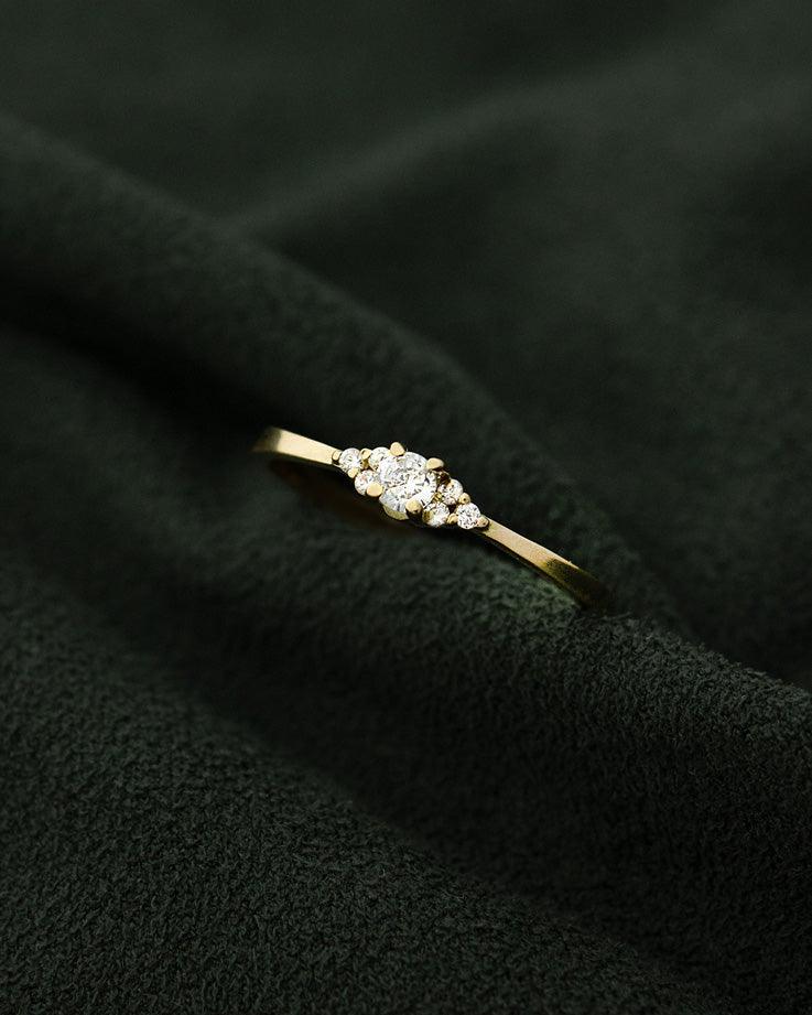 Anel Solitário Ouro 18K 7 Pedras Diamantes Aro Afinado - Montezza Joias