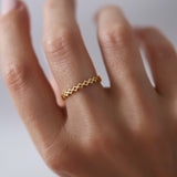 Anel Delicado Constelação Ouro 18K