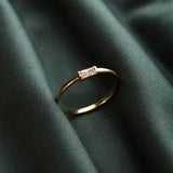 Anel Baguete Memórias Lili Personalizado Ouro 18K