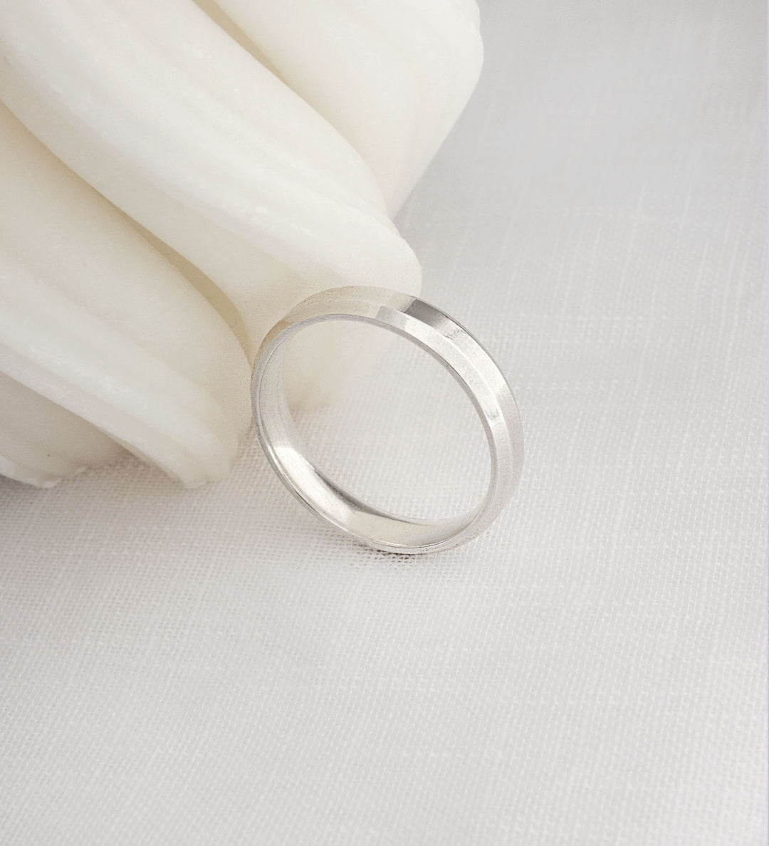 Aliança Namoro Prata 950 Chanfrada 4mm - Montezza Joias