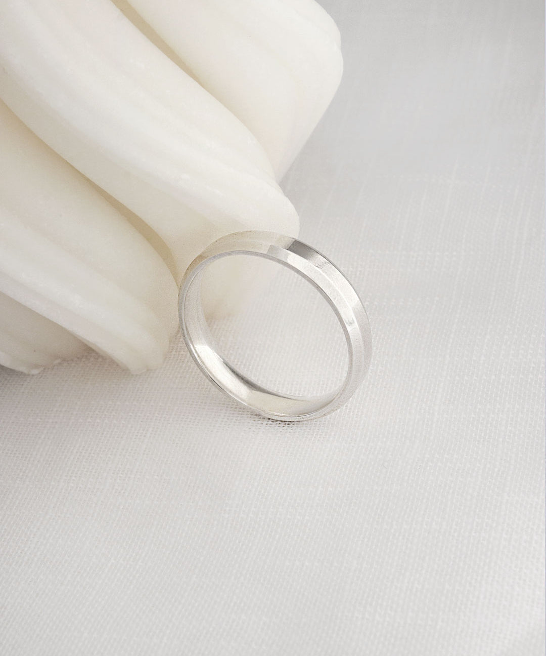 Aliança Namoro Prata 950 Chanfrada 4mm - Montezza Joias