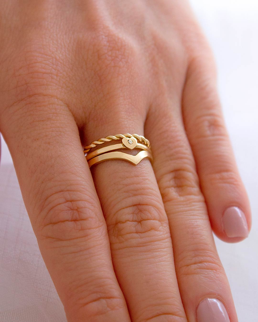 Anel Bico Liso Personalizado Ouro 18K - Montezza Joias