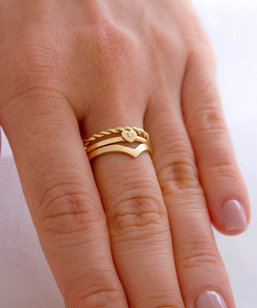 Anel Torcido Ouro 18K - Montezza Joias