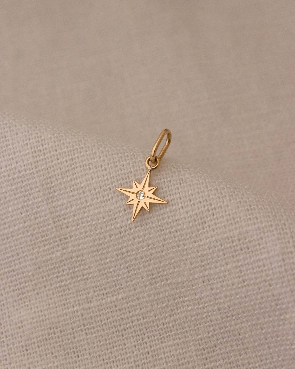 Pingente Mini Estrela Dalva Ouro 18K - Montezza Joias