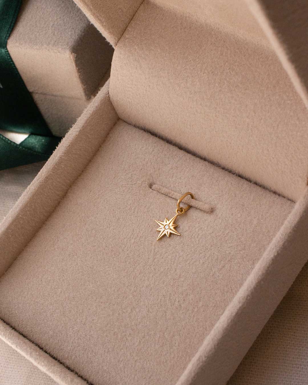 Pingente Mini Estrela Dalva Ouro 18K - Montezza Joias