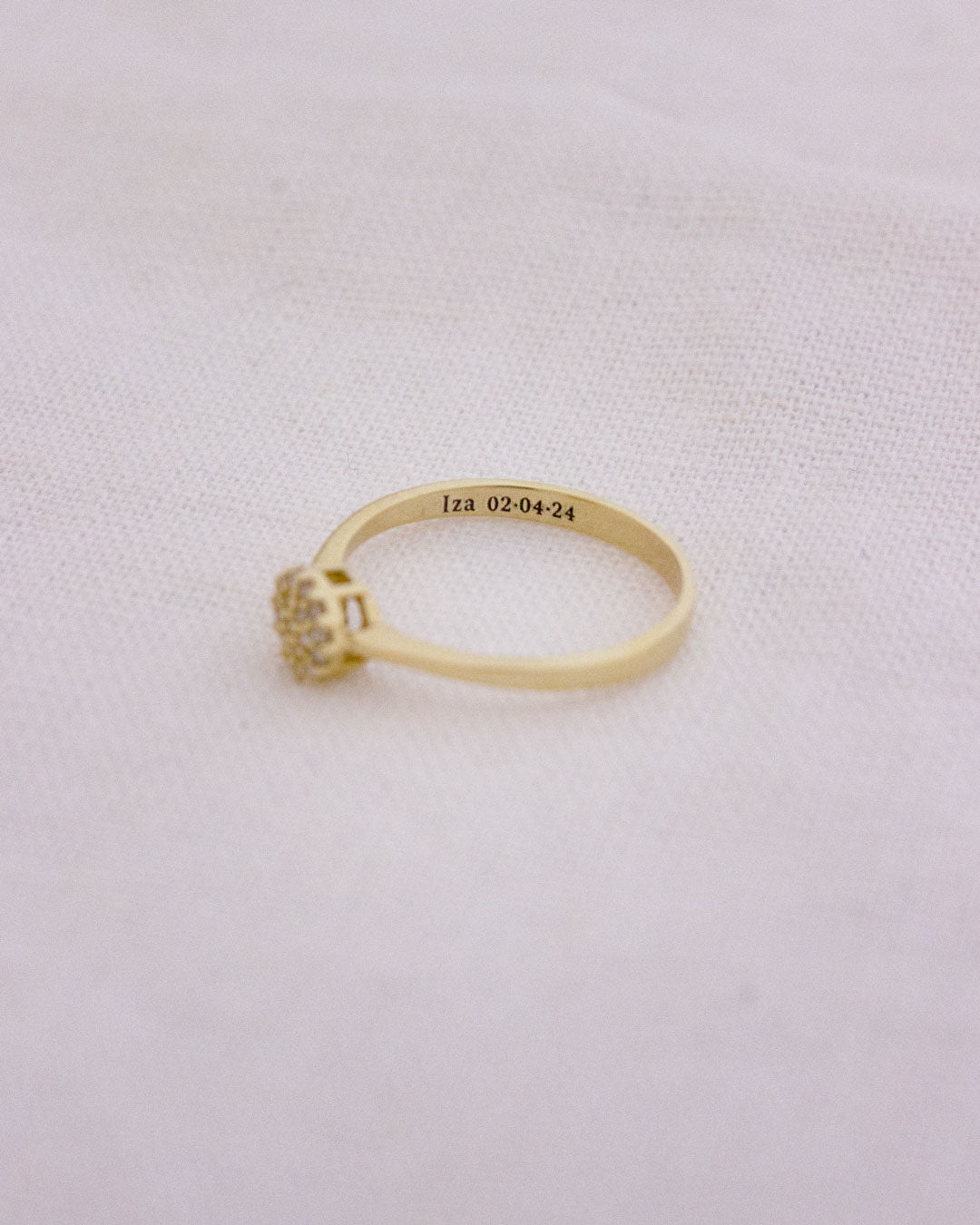 Anel Chuveiro Pavê Ouro 18K com Diamantes