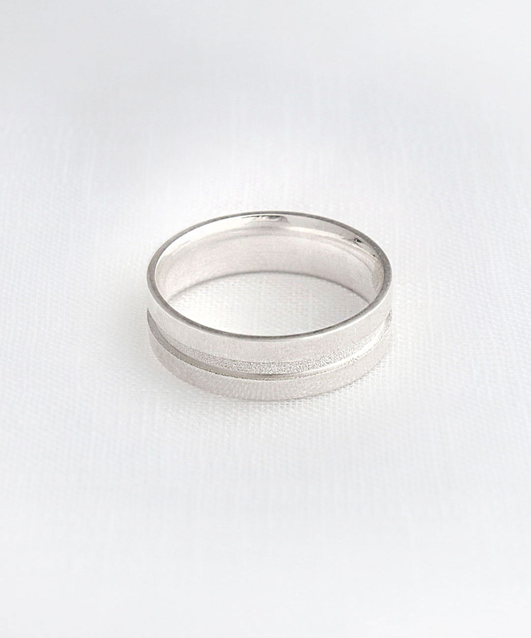 Aliança Namoro Prata 950 Friso Diamantado 6mm - Montezza Joias
