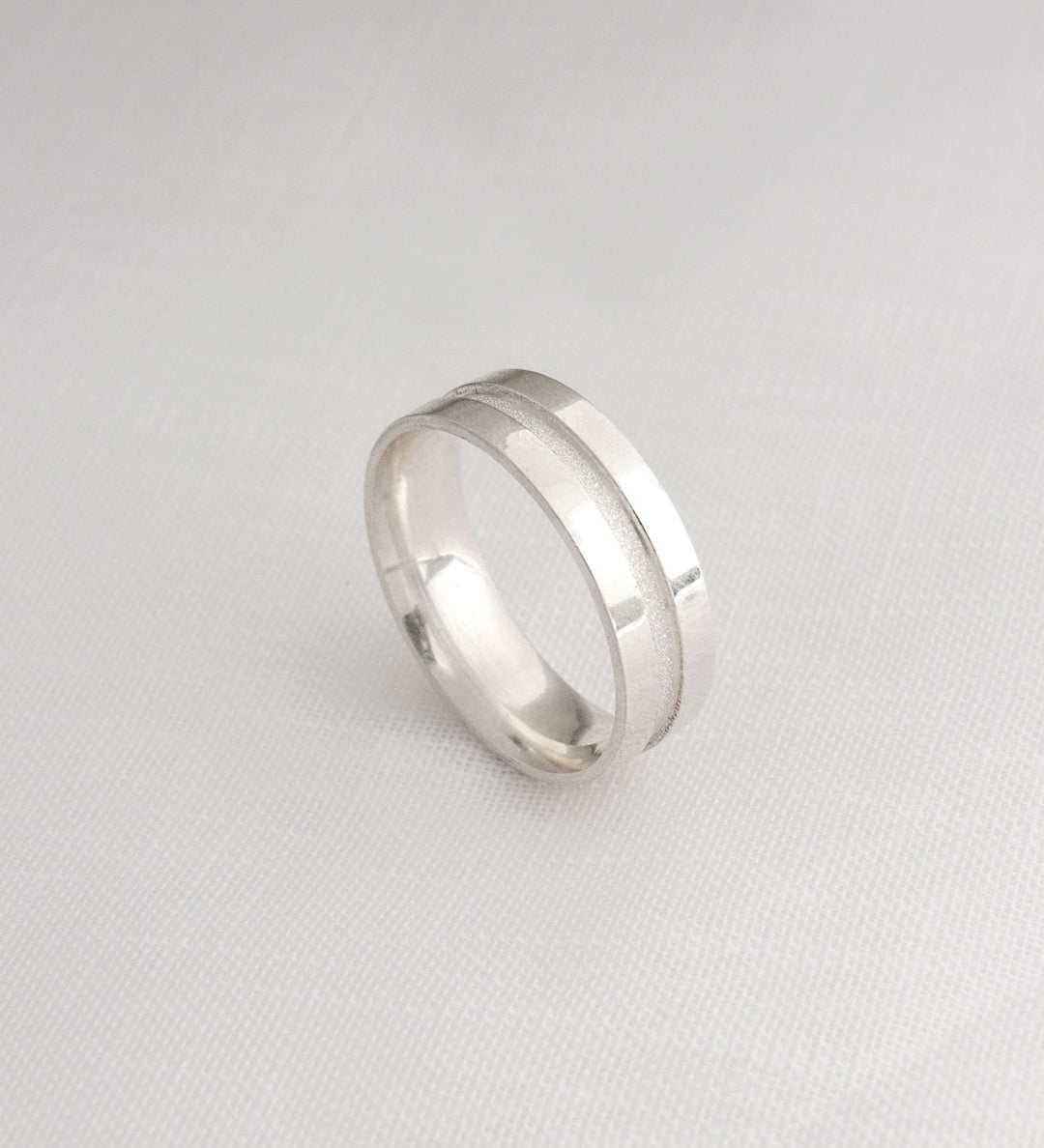 Aliança Namoro Prata 950 Friso Diamantado 6mm - Montezza Joias