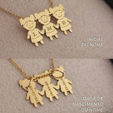pingente em ouro com dois ou três filhos, menino ou menina, personalizado com nome, inicial e data de nascimento