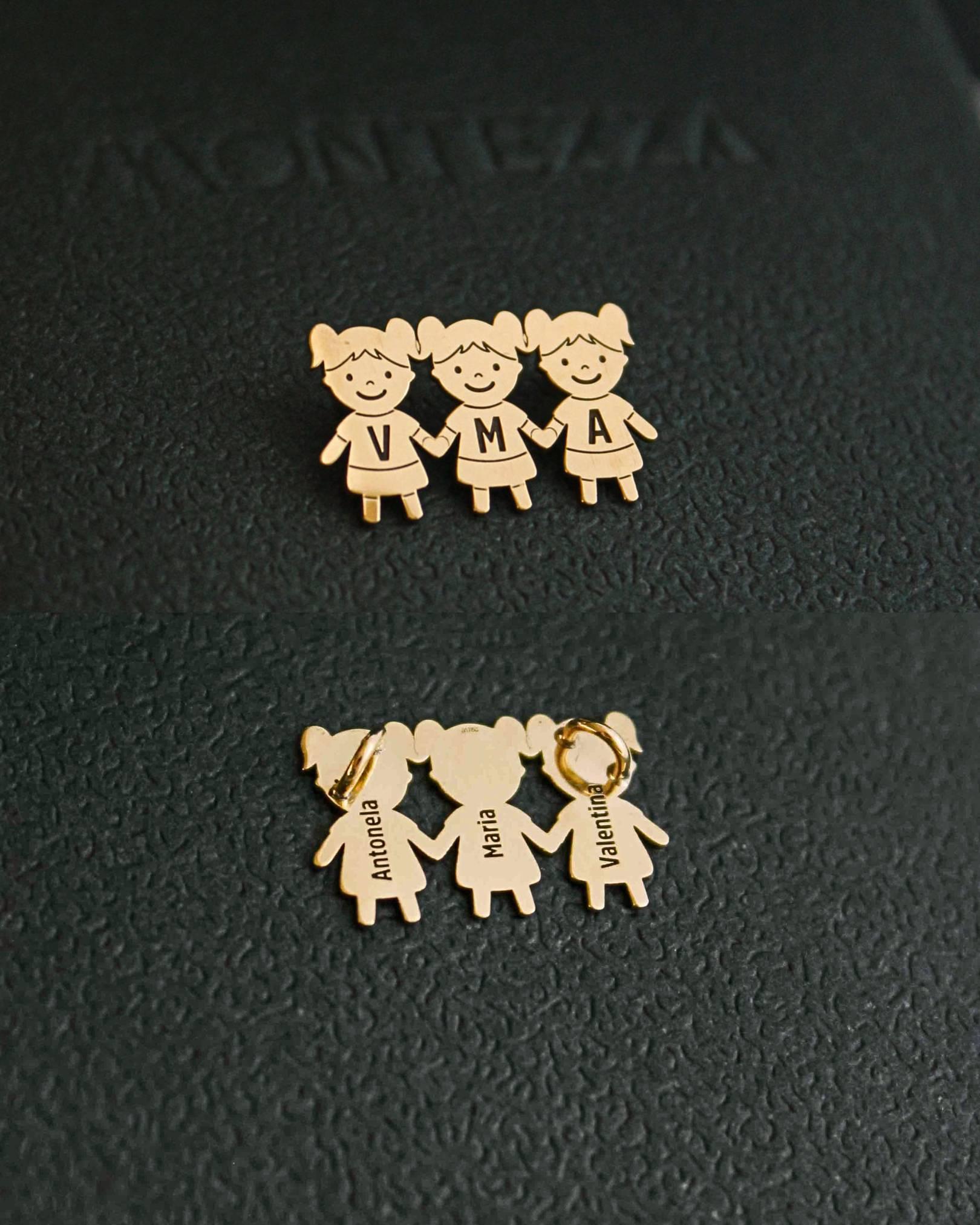 pingente em ouro com dois ou três filhos, menino ou menina, personalizado com nome, inicial e data de nascimento