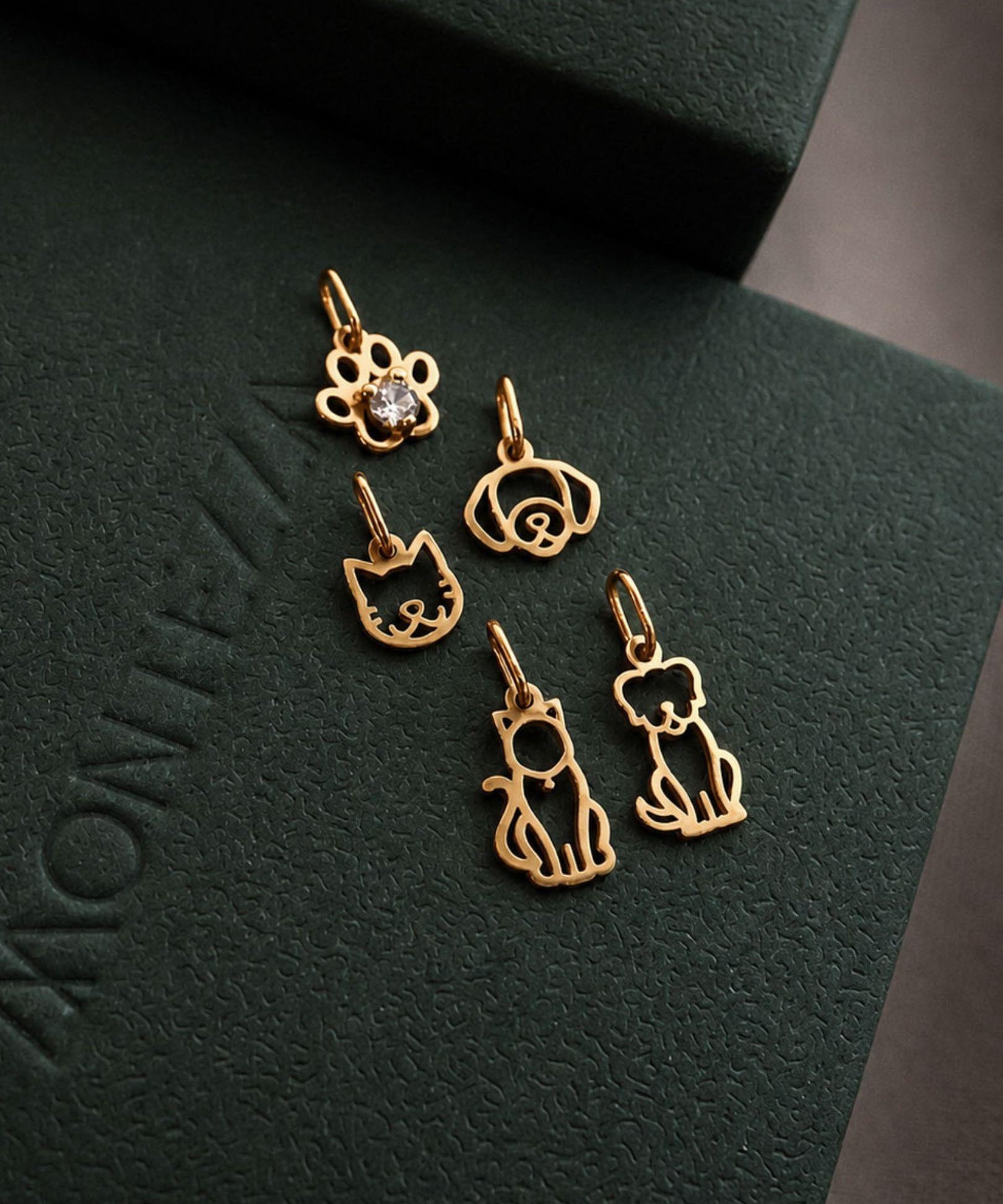 pingente gato delicado ouro montezza joias