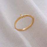 Anel Solitário Personalizado Aro Afinado 10 Pontos Ouro 18K