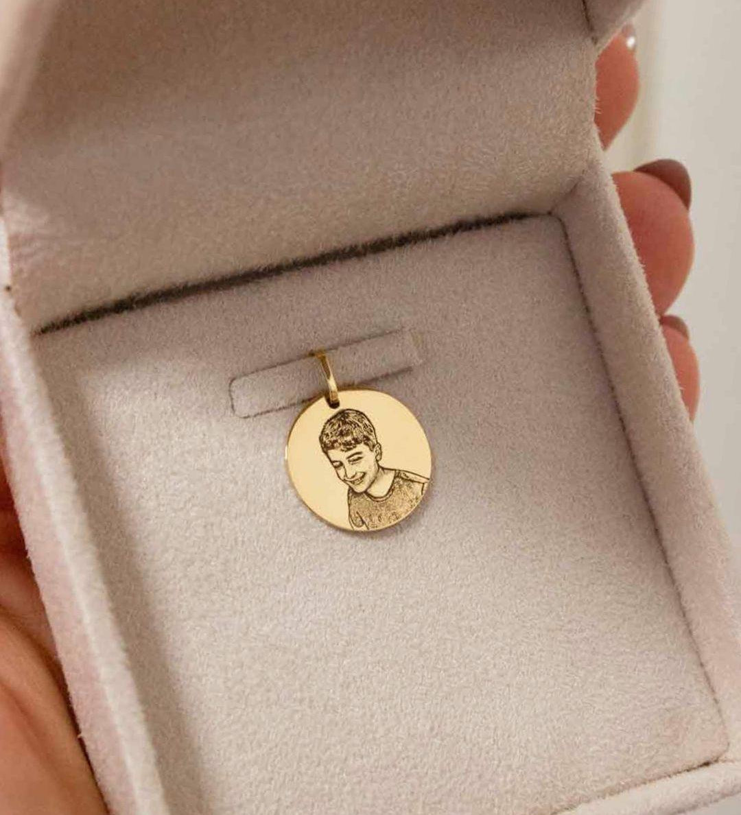 Pingente Foto Personalizado Redondo Ouro 18K