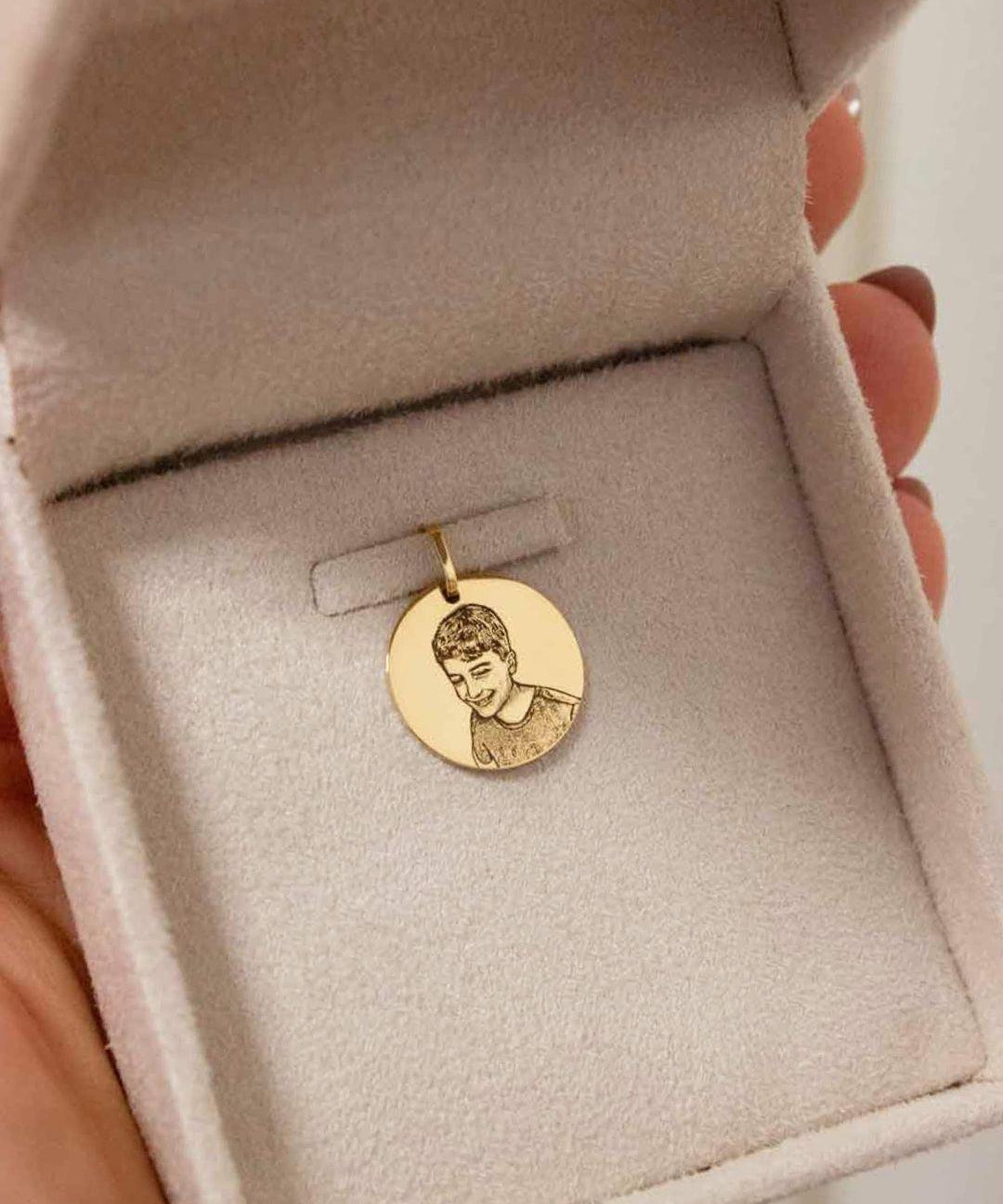 Pingente Foto Personalizado Redondo Ouro 18K