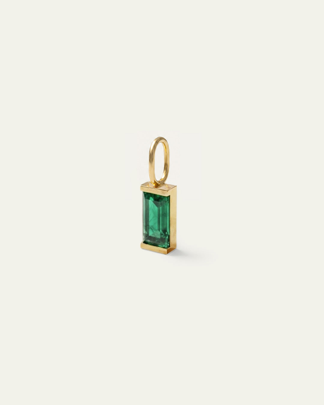 Pingente Baguete Lili Ouro 18K