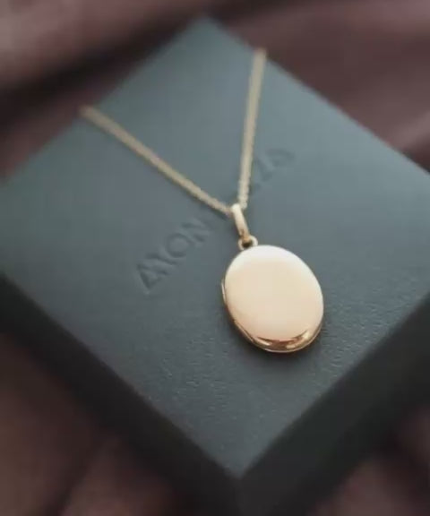 Pingente Relicário Oval Personalizado Ouro 18K