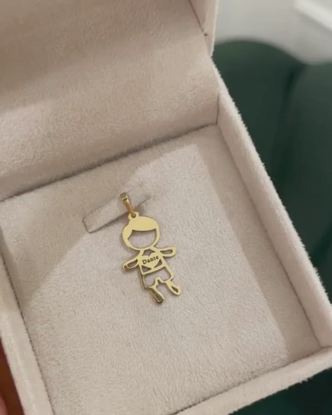 Pingente Personalizado Menino Thomas Ouro 18K