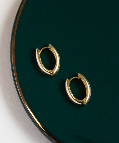 Argola Bico Lisa Ouro 18K - Montezza Joias